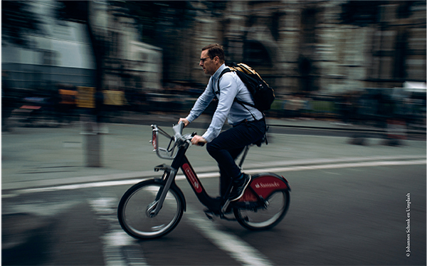 183 Salud hombreenbicicletaaltrabajo