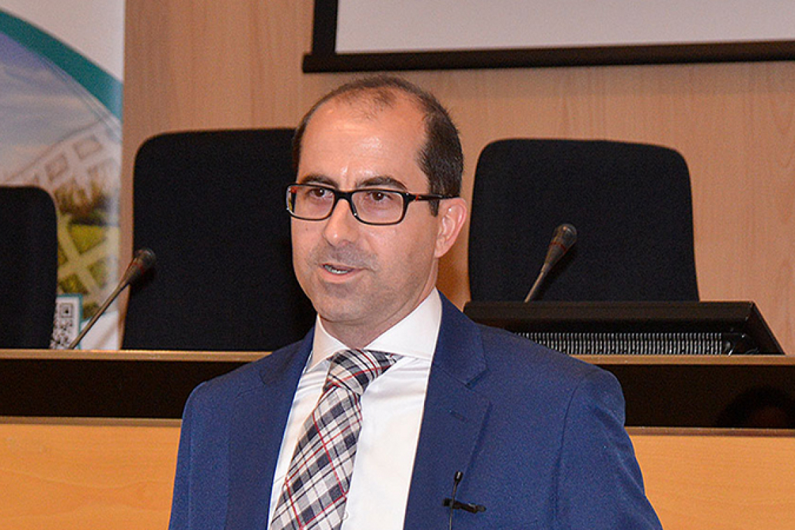 Francisco Alcaide: aproximación racional al desarrollo personal