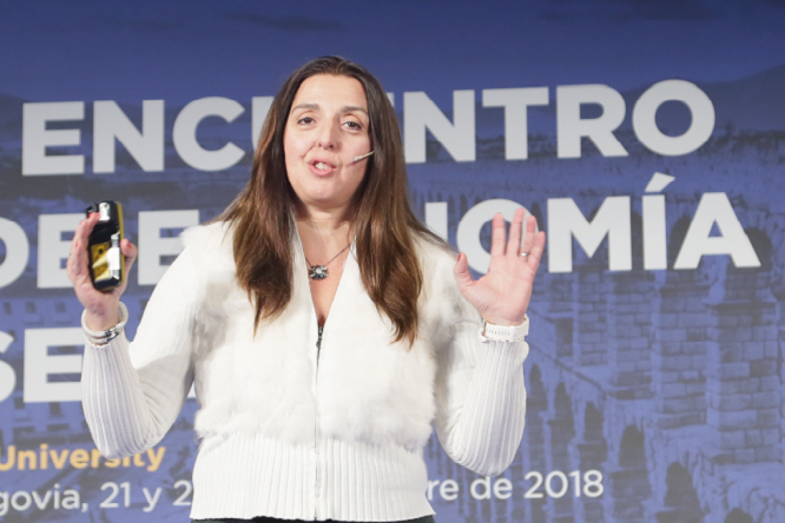 Simbiosis entre IA y comunidad senior