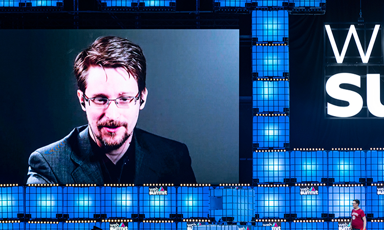 Snowden: "Hemos legalizado el abuso"