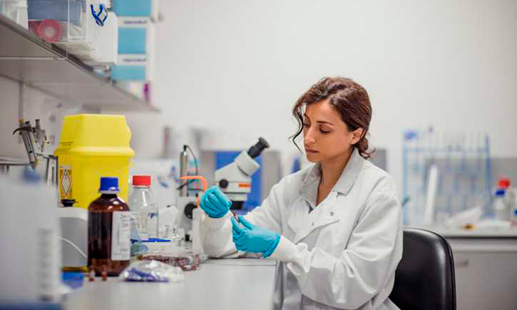 Mapfre dona 5 millones de euros al CSIC para acelerar la investigación sobre el COVID19