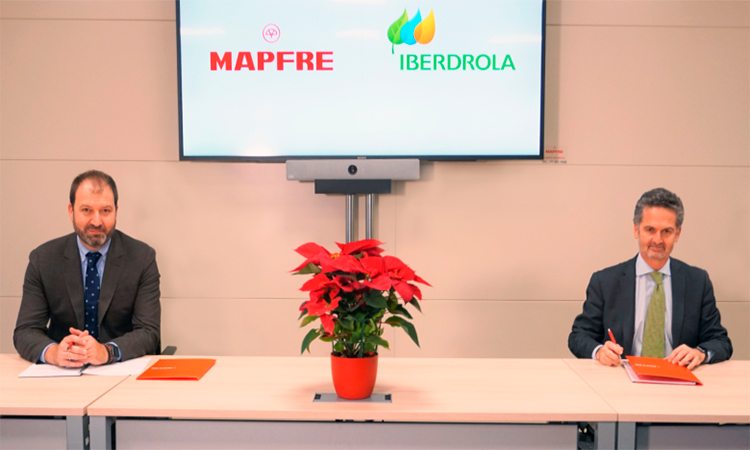 Mapfre e Iberdrola suman fuerzas: la red comercial de la aseguradora ofrecerá productos de la energética