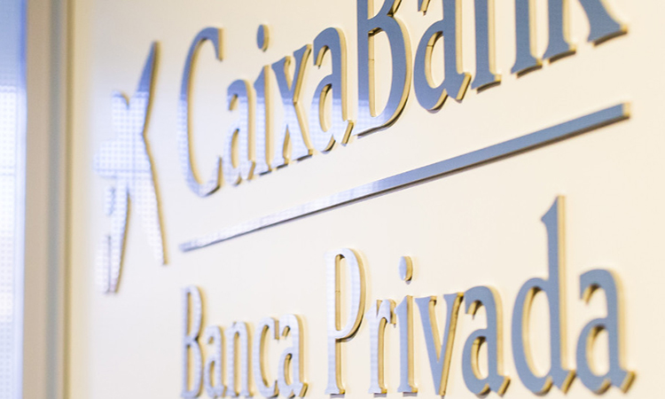 CaixaBank impulsa la inversión de impacto con un acuerdo estratégico con BlackRock