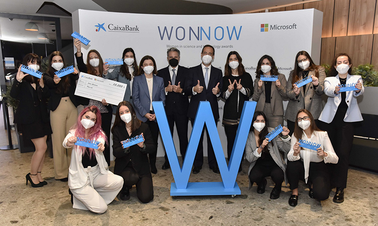 CaixaBank y Microsoft reconocen a las mejores alumnas de STEM en los Premios WONNOW