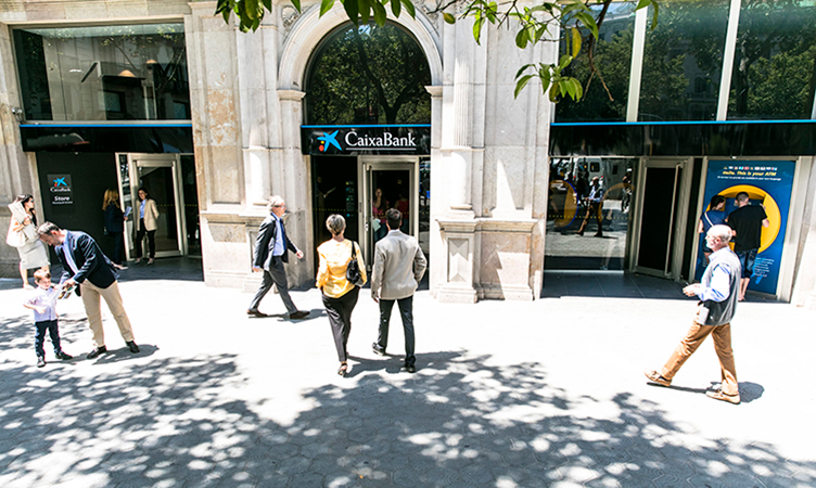 CaixaBank destina 4.961 millones de euros para financiar proyectos con impacto social
