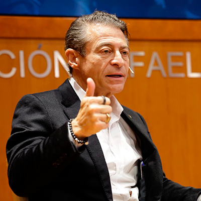 2025R Diamandis metatrends rdelpino