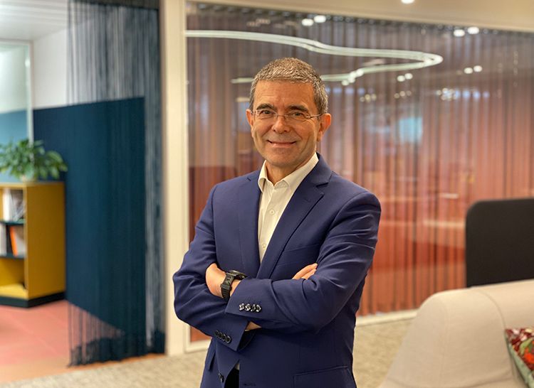 Alejandro Pociña, presi Steelcase