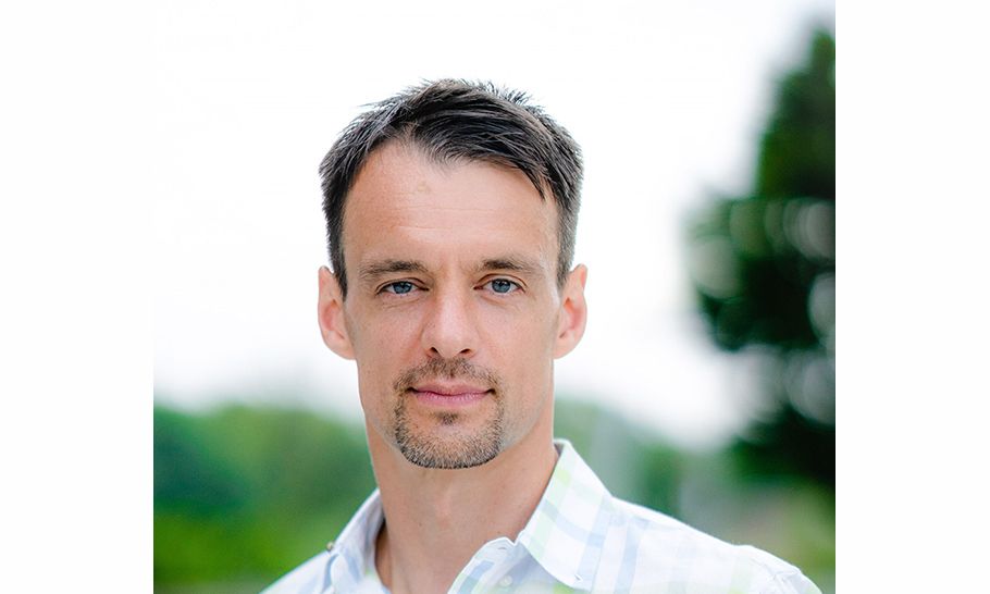 Andrei Hagiu, profesor asociado en Questrom, experto en estrategia de plataformas y modelos de negocio